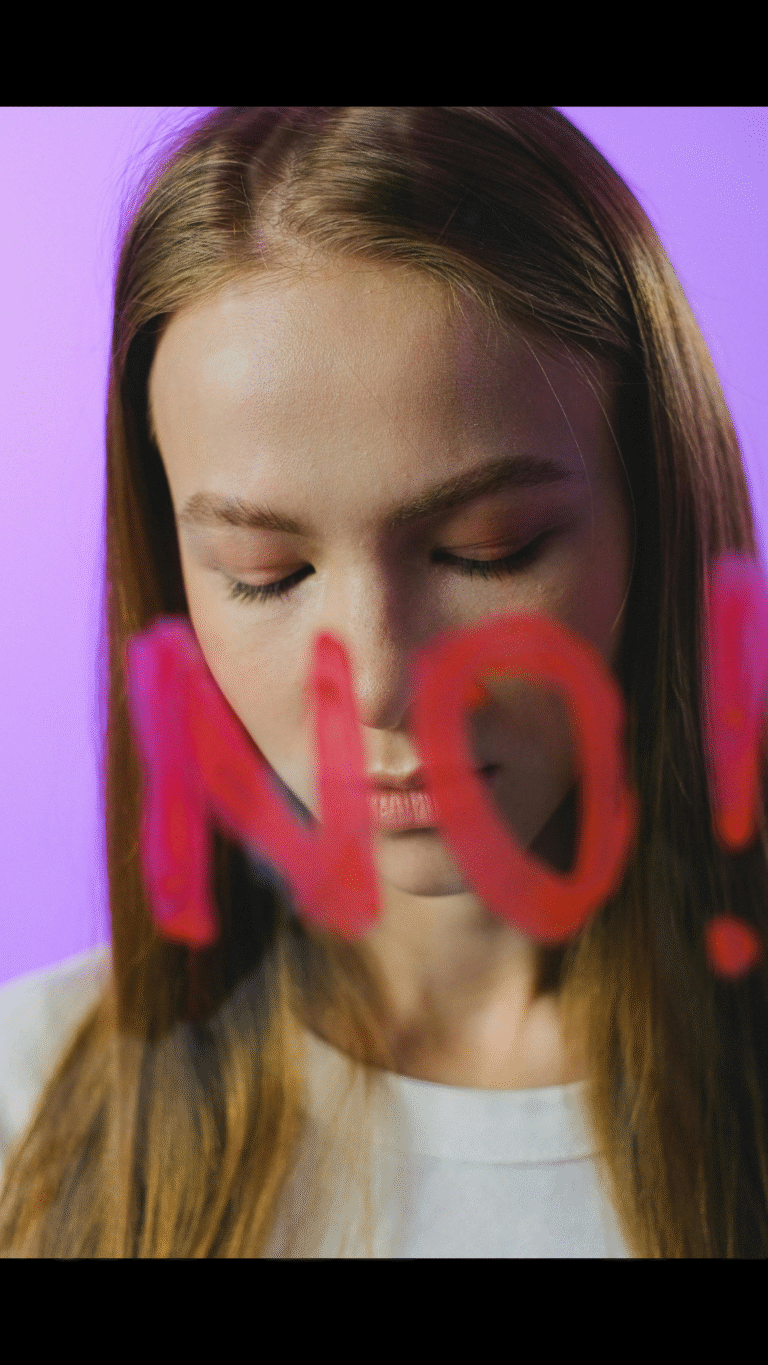 How to Say ‘No’ Without the Guilt Trip (And Without Losing a Friend)